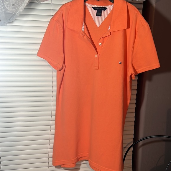 Tommy Hilfiger Orange Tee - Picture 1 of 8